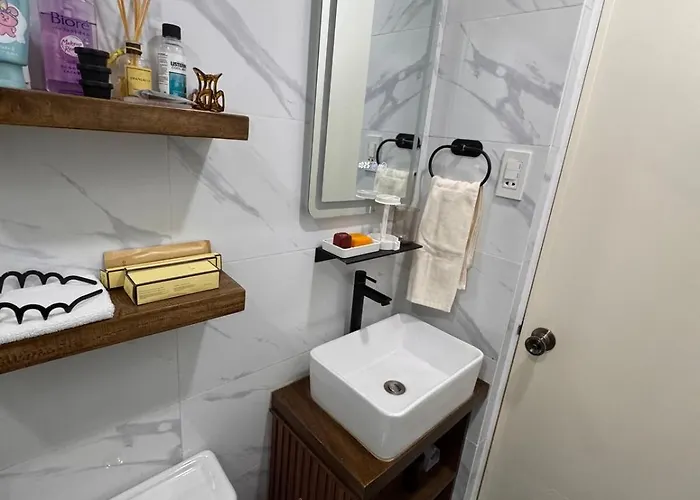 Apartment Affordable Cozy Near Naia With Fast Wifi And Netflix
